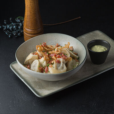 Пельмени с говядиной в Изи Паб по цене 495 ₽