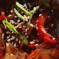 Удон с курицейв AT FELIX