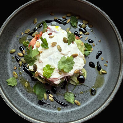 Салат из свежих овощей под соусом Аланезе в Pronto Pizza по цене 590 ₽