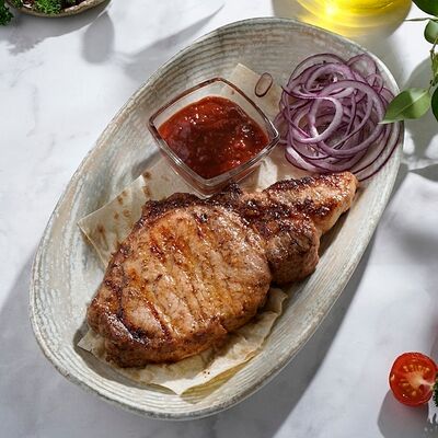 Стейк из свинины в Петрушка по цене 456 ₽