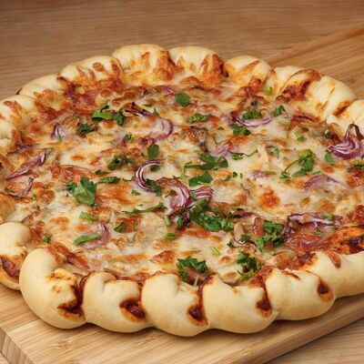 Пицца Деревенская в Пекарня по цене 490 ₽