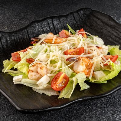 Цезарь с креветками в Мацумото по цене 650 ₽