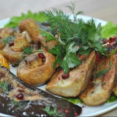 Картофель с салом на мангале в Шашлык ассорти по цене 115 ₽