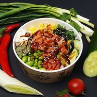 Поке Лосось в Chudo - Ресторан азиатской кухни