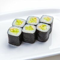 Ролл с огурцом в Sushi рыбу