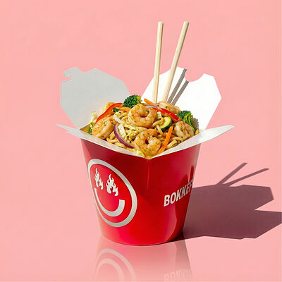 Вок креветки тайский карри в Воккер по цене 699 ₽