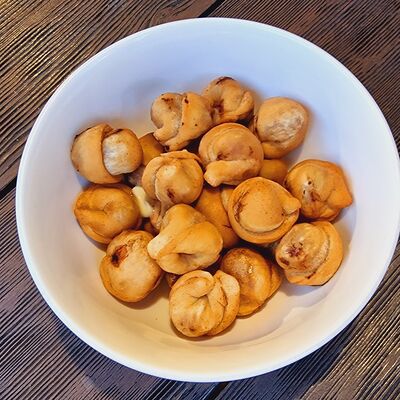 Жареные куриные в Пельмэн по цене 365 ₽