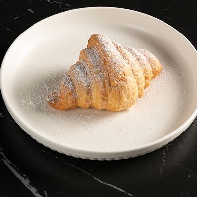 Круассан с абрикосовым конфитюром в Западный сад ! по цене 350 ₽