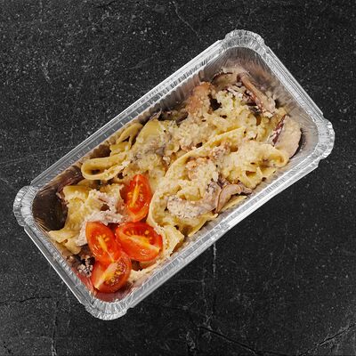 Паста Фетучини с курицей и грибами в YES по цене 690 ₽