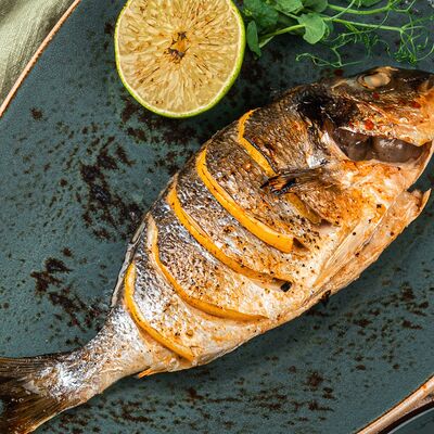 Дорадо на гриле в Омар Хайям по цене 1480 ₽