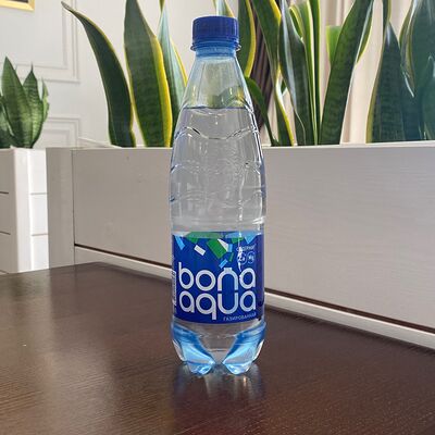 Вода BonAqua газированная в Пражский по цене 80 ₽