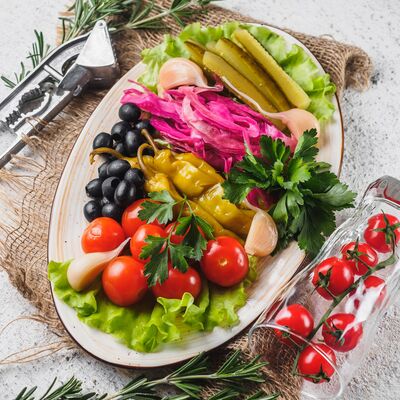 Ассорти солений в Maki Family по цене 329