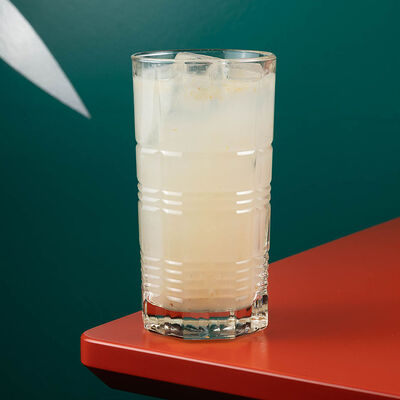 Личи-лимонад в Pong по цене 370 ₽