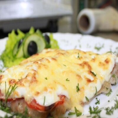 Мясо по-гусарски в Лавр по цене 500 ₽