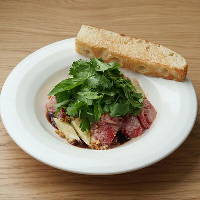 Грузинский овощной салат в Salt по цене 620 ₽