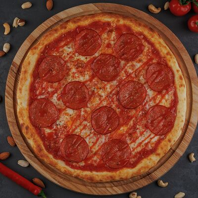 Пицца Пеперони острая (35 см) в Руки ВВерх! Бар по цене 750 ₽