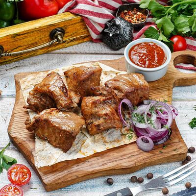 Шашлык из cвинoй мякоть в Ананури по цене 590 ₽