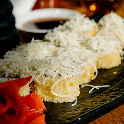 Горячий Цезарь с курицей в Пряности по цене 765 ₽