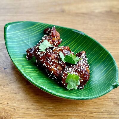 Крылышки куриные в имбирном соусе в Филин-термы по цене 390 ₽