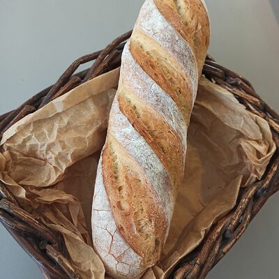 Багет белый бездрожжевой в Мой кофе по цене 188 ₽