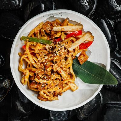 Удон с курицей в Эхо по цене 640 ₽