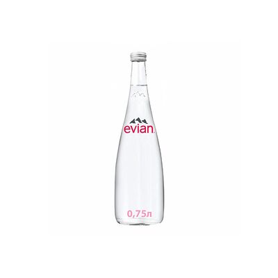 Evian Still в Баклажан в ТЦ 