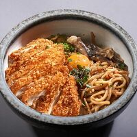 Лапша с хрустящим цыпленком в Сакура
