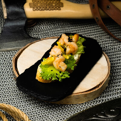 Сморреброд с креветками, апельсином в Бар Бьёрнхейм Bjornheimr по цене 380 ₽