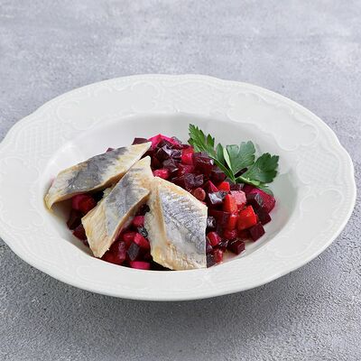 Винегрет с атлантической сельдью в Царь по цене 490 ₽