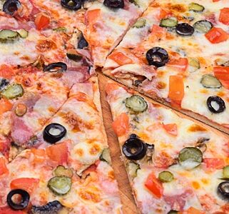 Капричиоза в PARTY PIZZA+ по цене 830 ₽