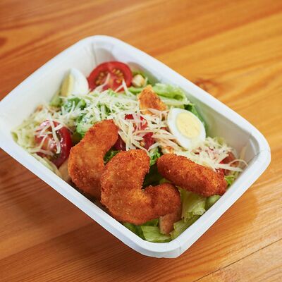 Цезарь с хрустящими креветками в Кафе Солнце по цене 490 ₽