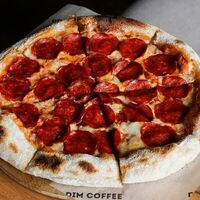 Пицца пепперони в Dimcoffee