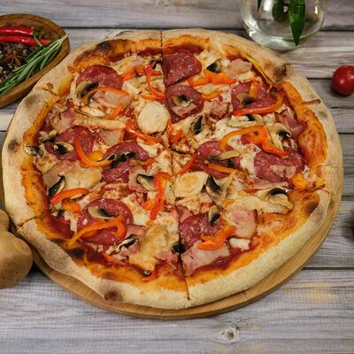 Пицца Мясная в Pizza & Точка по цене 659 ₽