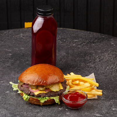 Кейс бургер в Крылышки & Рёбрышки по цене 1027 ₽