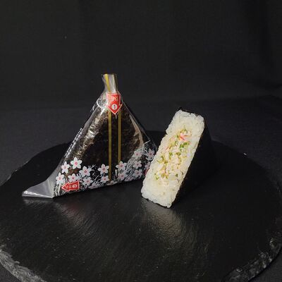 Онигири с крабом в Фуджимару по цене 240 ₽