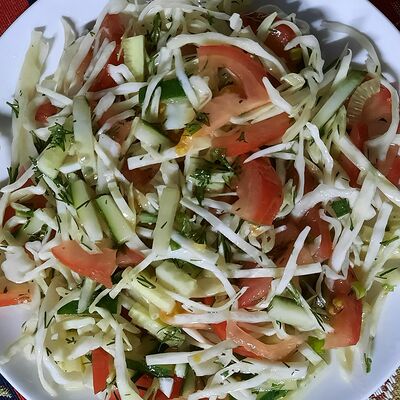 Салат из свежих овощей в Жпит по цене 435 ₽