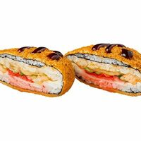 Суши-бургер с лососем в Pro Sushi
