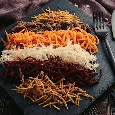 Салат Чафан в Шашлычный двор по цене 490