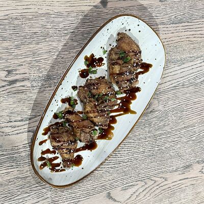 Крылья куриные BBQ в Сквер по цене 550 ₽