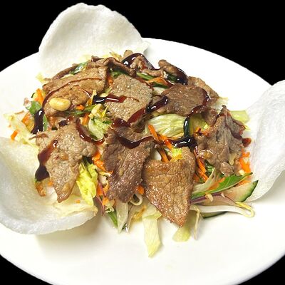 Салат с говядиной в ФоБо-ТомЯм по цене 479 ₽