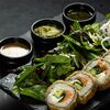 Кранч-ролл с лососем в Swag Sushi по цене 940