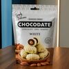 Финики с миндалем в белом шоколаде Chocodate в Suleimans Cafe Halal по цене 750