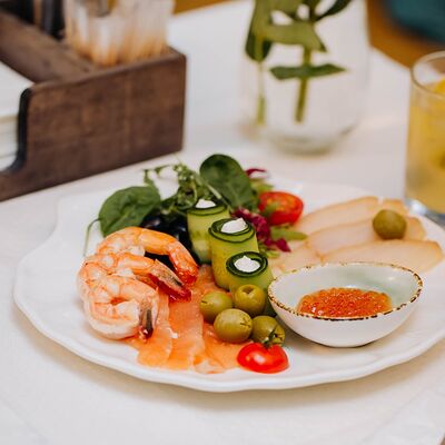 Рыбное плато в Grenka на Труда по цене 1080 ₽