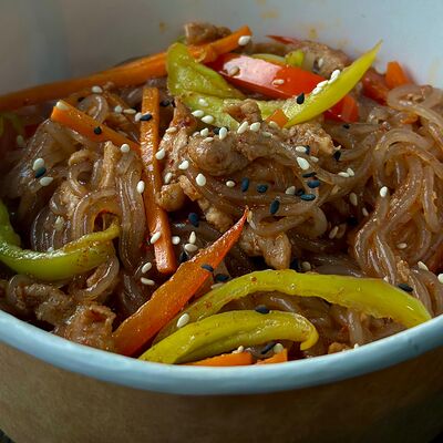 Фунчоза со свининой в Пянсе по цене 389 ₽