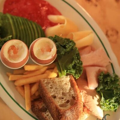 Большой французский завтрак в Луи по цене 990 ₽