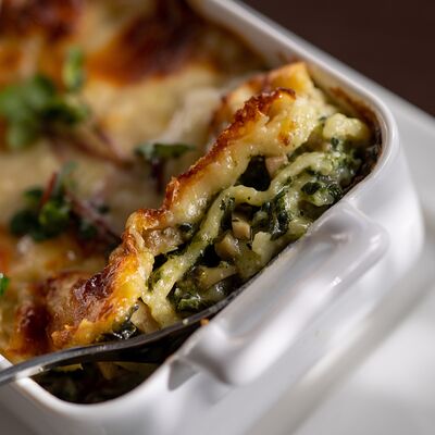 Лазанья, шпинат и грибы в Mybion по цене 695 ₽