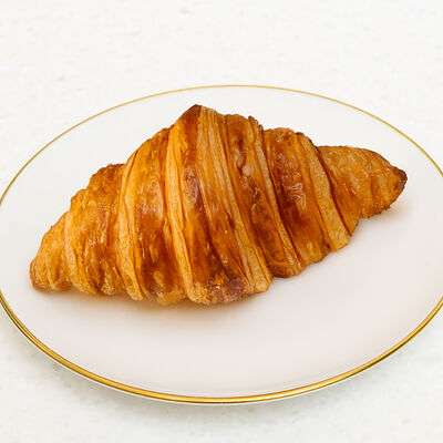 Круассан с маслом нуазетт в Atelier de Tartelettes по цене 650 ₽