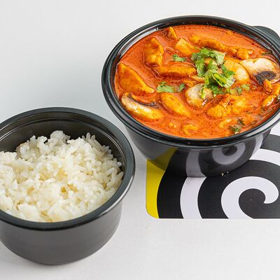 Том ям с курицей в Wok Lagman по цене 3450 ₸