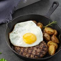 Бифштекс из мраморной говядины в First House Burger