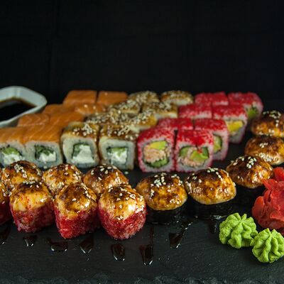 Микс набор в MrSushi по цене 2629 ₽